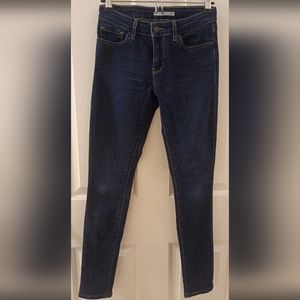 Levi's 711 Skinny Jeans